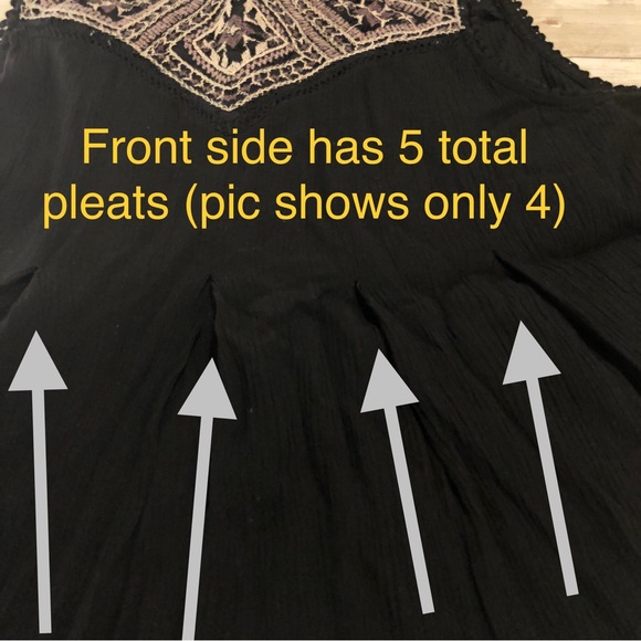 Knox Rose embroidered sleeveless swing top w/lace & keyhole back -size M - Picture 10 of 15